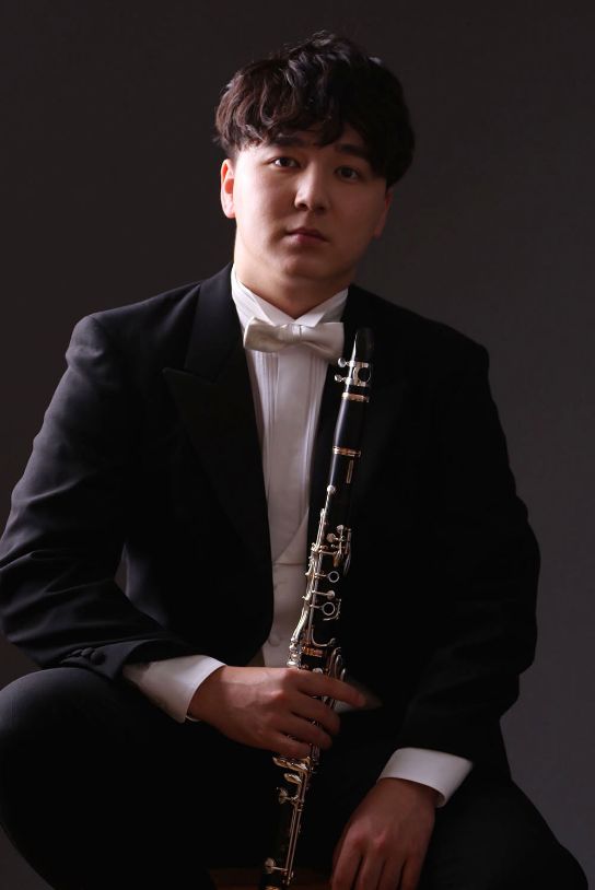 春田 傑